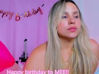 vaiolet-rose — Camsoda recorded stream image, 14.03.2025 12:50