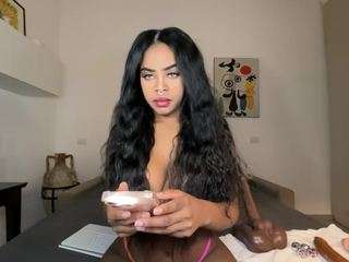 hopefrench — Camsoda recorded stream image, 30.09.2026 00:20