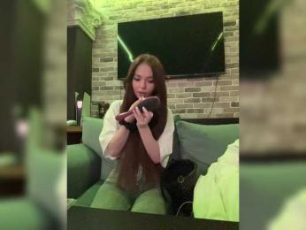 OlivkaVif — Bongacams recorded stream image, 14.03.2025 17:50