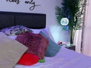 mollywhite — Camsoda recorded stream screenshot (15 Mar 2025)