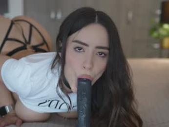 emyii — Chaturbate recorded stream image, 15.03.2025 22:00