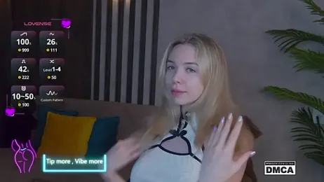 Holl1Would — Stripchat recorded stream screenshot (16 Mar 2025)