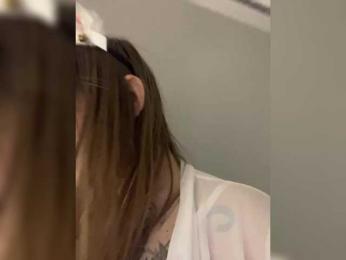 -Tiki-Riki- — Bongacams recorded stream image, 17.03.2025 15:20