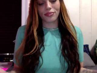 sapphirestorm8 — Camsoda recorded stream image, 18.03.2025 08:40