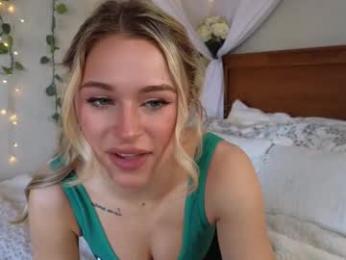 baby_tav — Chaturbate recorded stream image, 19.03.2025 15:00