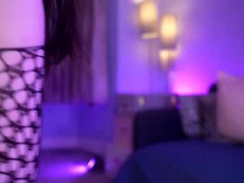 littlee33 — Chaturbate recorded stream image, 19.03.2025 21:10