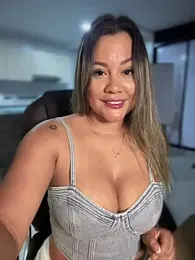 ValeryGrey — Stripchat recorded stream image, 19.03.2025 21:10