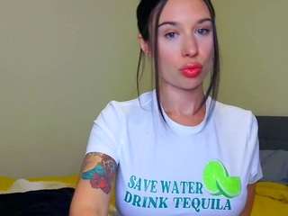 tighttinymilf — Camsoda recorded stream image, 20.03.2025 01:10