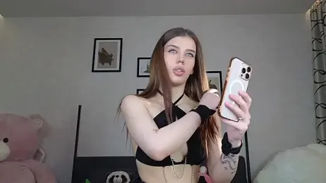 dolly_ll — Stripchat recorded stream image, 20.03.2025 13:20