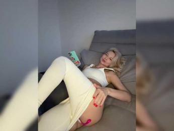 -Molly- — Bongacams recorded stream image, 03.02.2025 09:20