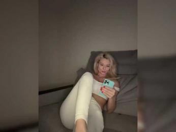 -Molly- — Bongacams recorded stream image, 03.02.2025 09:20