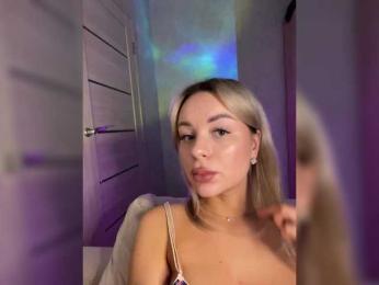 Mila-m — Bongacams recorded stream image, 03.02.2025 10:00