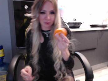 blondalina — Bongacams recorded stream image, 21.03.2025 17:30