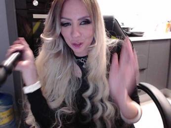 blondalina — Bongacams recorded stream image, 21.03.2025 17:30