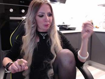 blondalina — Bongacams recorded stream image, 21.03.2025 17:30