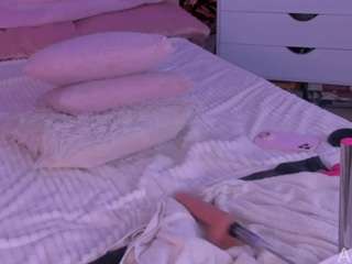 adhara1 — Camsoda recorded stream image, 22.03.2025 01:10