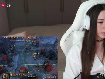 lollipop-o — Bongacams recorded stream image, 03.02.2025 11:10
