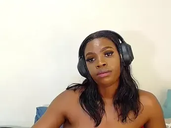 LuciousLips96 — Stripchat recorded stream image, 22.03.2025 11:30