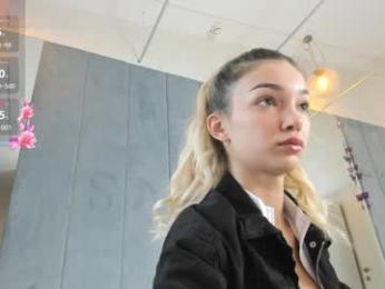 sassyt33n — Chaturbate recorded stream image, 22.03.2025 09:10