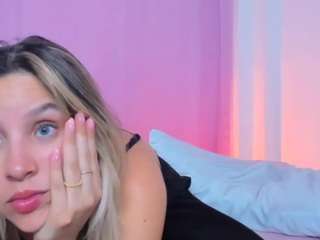 vaiolet-rose — Camsoda recorded stream image, 22.03.2025 12:40