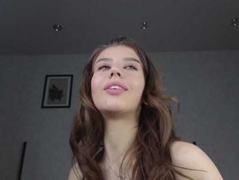 dolly-ll — Bongacams recorded stream image, 22.03.2025 13:20