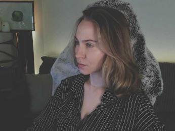 Adamova_Eva — Bongacams recorded stream screenshot (22 Mar 2025)