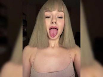 AnnaSissi — Bongacams recorded stream image, 23.03.2025 15:10