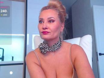 hold-me-tight — Bongacams recorded stream screenshot (24 Mar 2025)