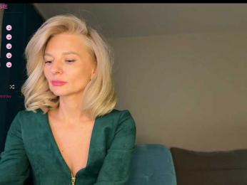 -Molly- — Bongacams recorded stream image, 25.03.2025 12:00
