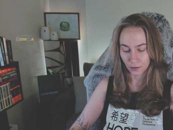 Adamova_Eva — Bongacams recorded stream screenshot (25 Mar 2025)