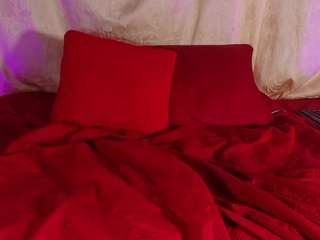 mssbombom — Camsoda recorded stream image, 26.03.2025 03:00