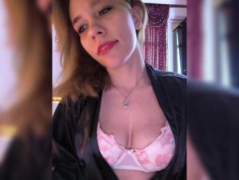 Kityteen — Bongacams recorded stream image, 27.03.2025 03:00