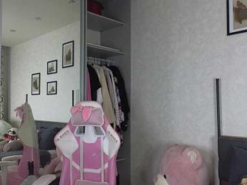 dolly-ll — Bongacams recorded stream image, 27.03.2025 13:40
