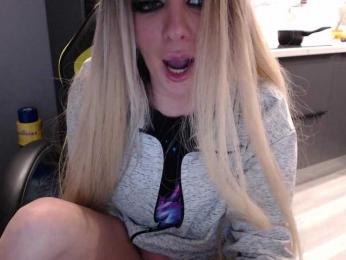 blondalina — Bongacams recorded stream image, 27.03.2025 22:10