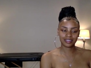 carmensindiego — Camsoda recorded stream image, 28.03.2025 01:20