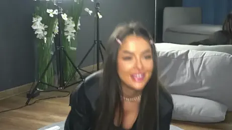 Cherrysweett — Stripchat recorded stream screenshot (28 Mar 2025)