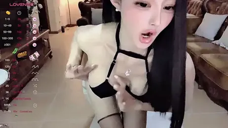 Irene--- — Stripchat recorded stream screenshot (28 Mar 2025)