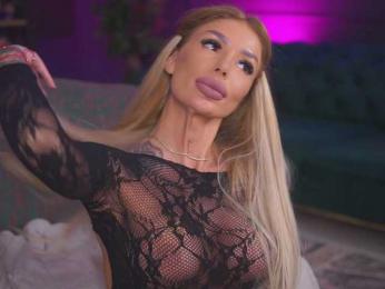 RaquelleVon — Bongacams recorded stream image, 28.03.2025 16:00