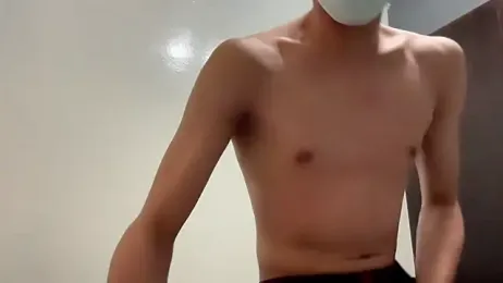 Benson18y — Stripchat recorded stream image, 29.03.2025 08:40
