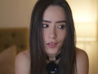 emyii — Chaturbate recorded stream image, 30.03.2025 00:00