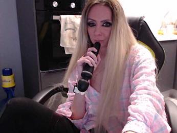 blondalina — Bongacams recorded stream image, 30.03.2025 09:20