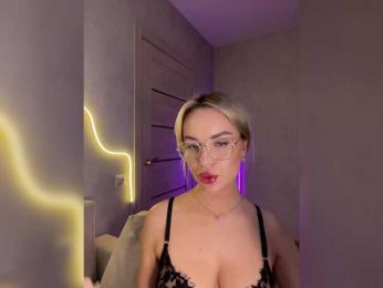 Mila-m — Bongacams recorded stream image, 30.03.2025 19:20