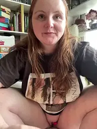 GingerSnap33 — Stripchat recorded stream image, 01.04.2025 02:40