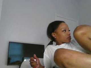 tastethepeach — Camsoda recorded stream screenshot (01 Apr 2025)