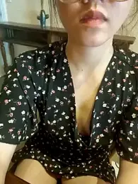 HinaLovely — Stripchat recorded stream image, 04.02.2025 05:00