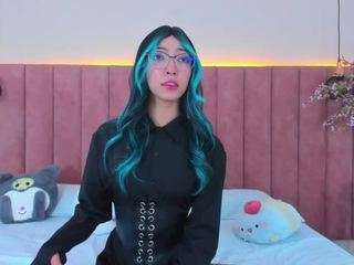 marianabranz — Camsoda recorded stream image, 01.04.2025 13:10