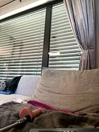 Bella-Tight — Stripchat recorded stream screenshot (02 Apr 2025)