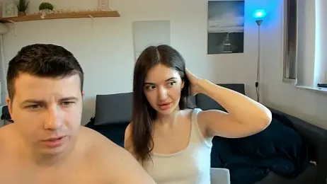 PollyFlame — Stripchat recorded stream screenshot (02 Apr 2025)