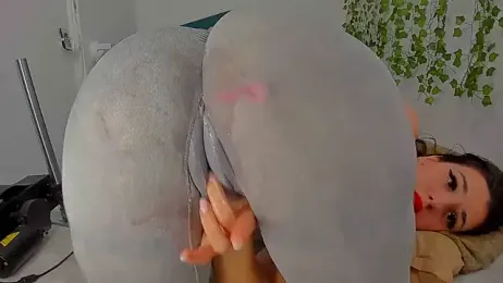 RedAssHottie — Stripchat recorded stream screenshot (02 Apr 2025)