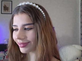 dolly-ll — Bongacams recorded stream image, 02.04.2025 13:20